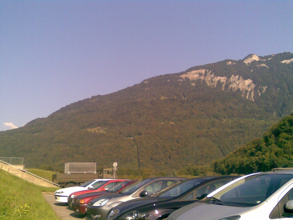 La vue à l'extérieur de l'abri pc de Bex La vue à l'extérieur de l'abri pc de Bex