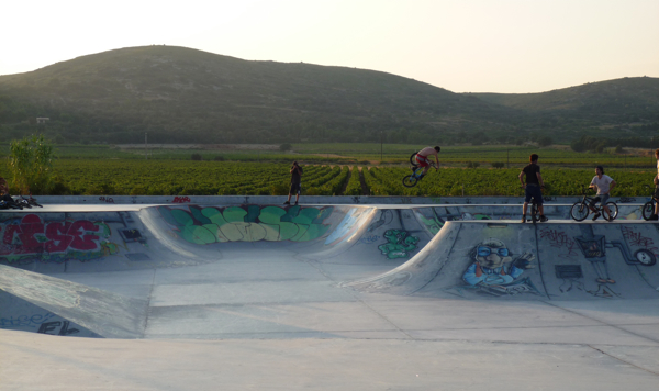 session au bowl de Poussan session au bowl de Poussan