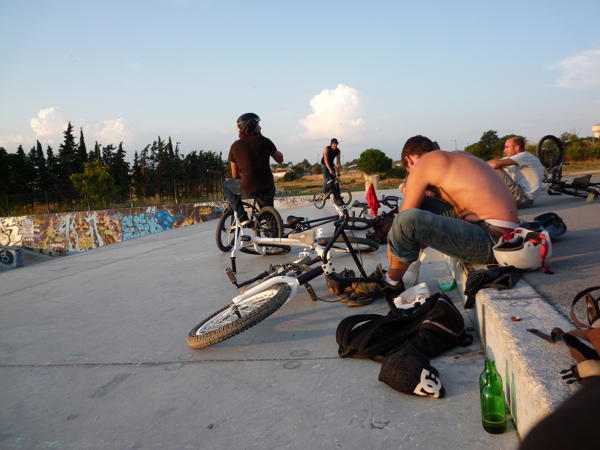 session au bowl de Poussan session au bowl de Poussan