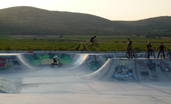 session au bowl de Poussan session au bowl de Poussan