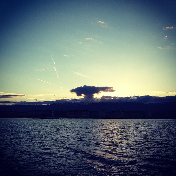 Mushroom cloud