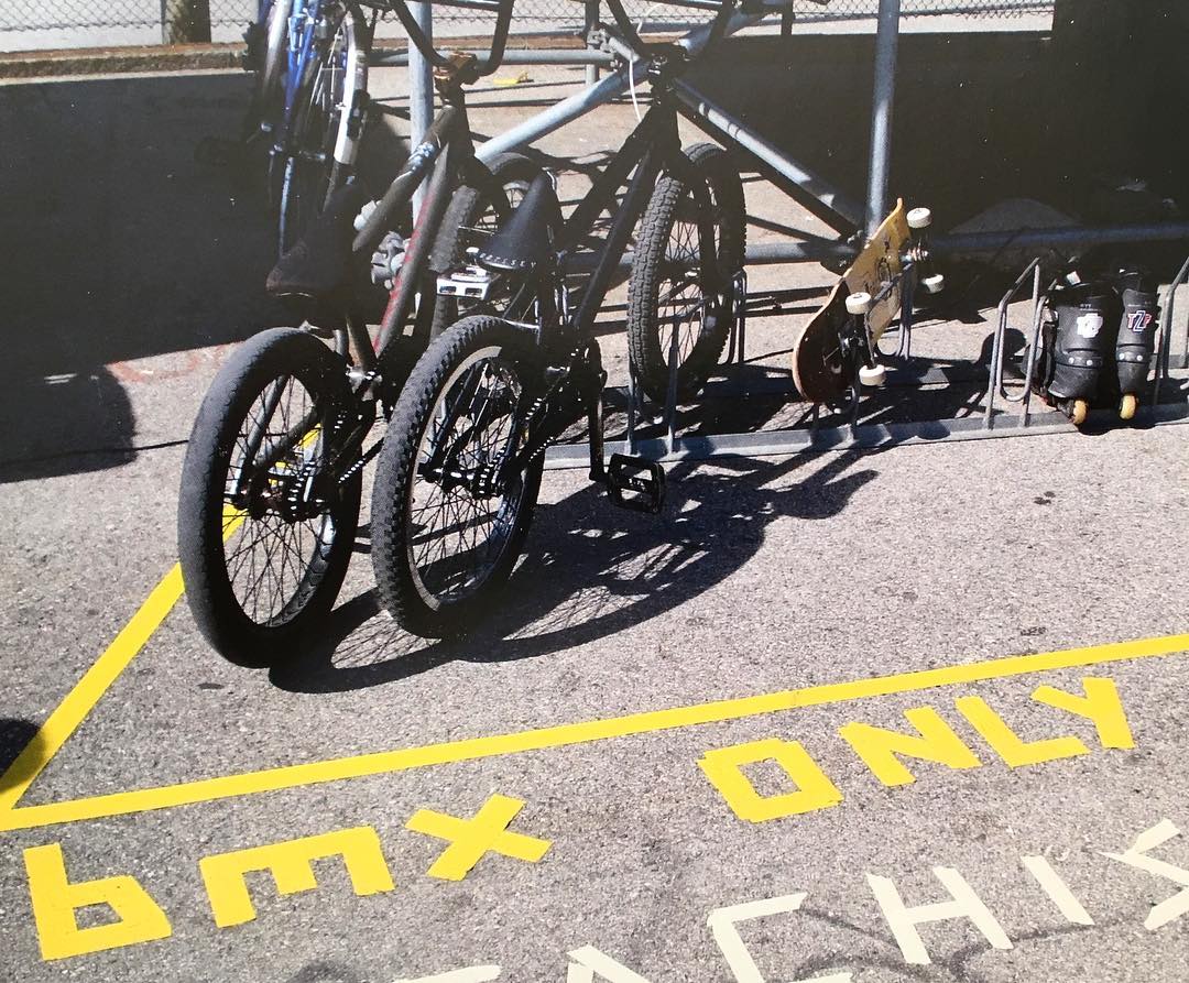 bmx ONLY 📷Julien Berney